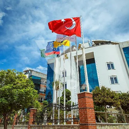 Onkel Residences Апартаменты *